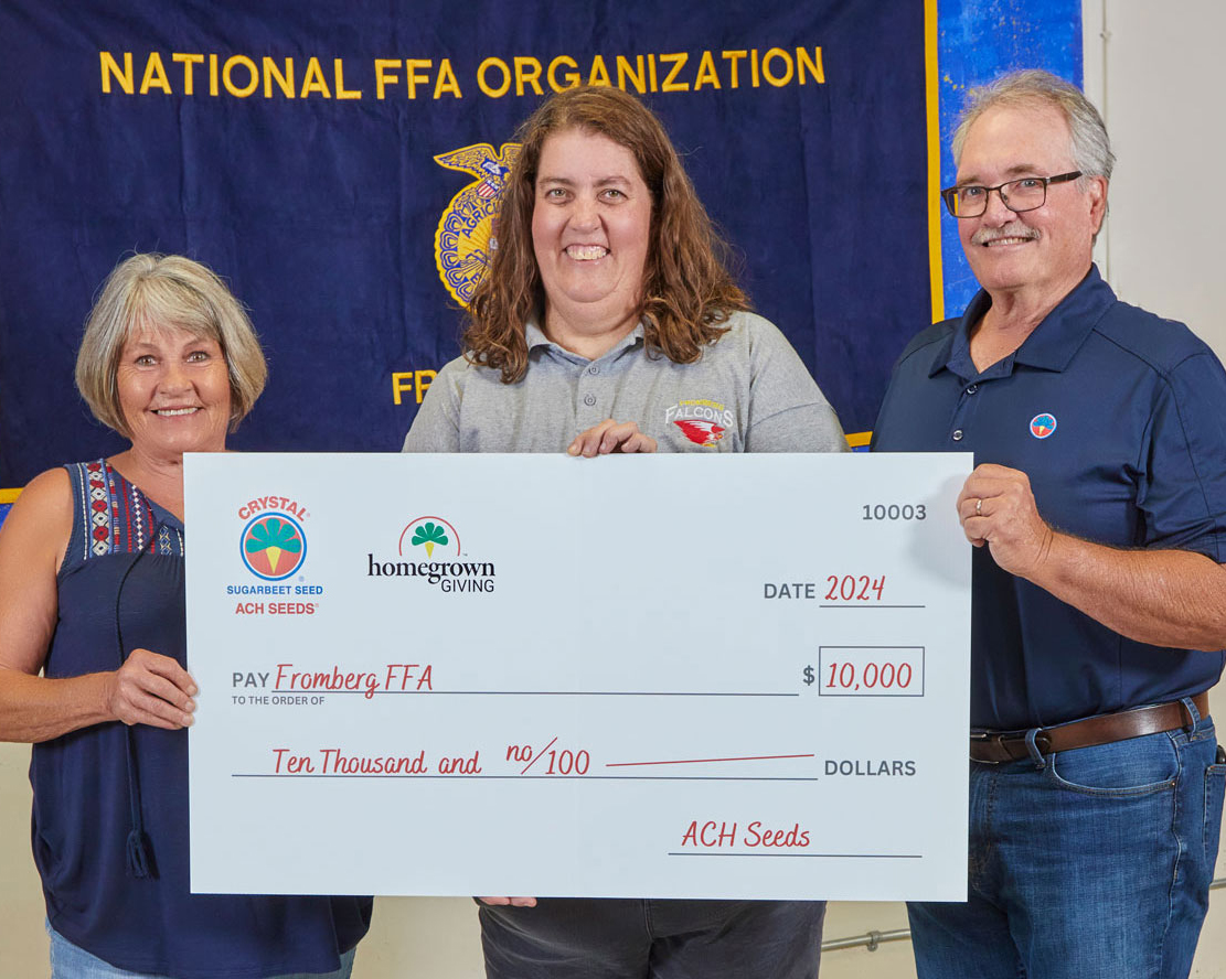 Fromberg FFA with their $10,000 check